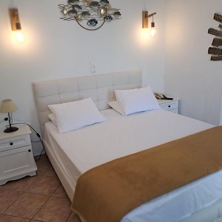 Hotel Anixis Naxos City Bagian luar foto