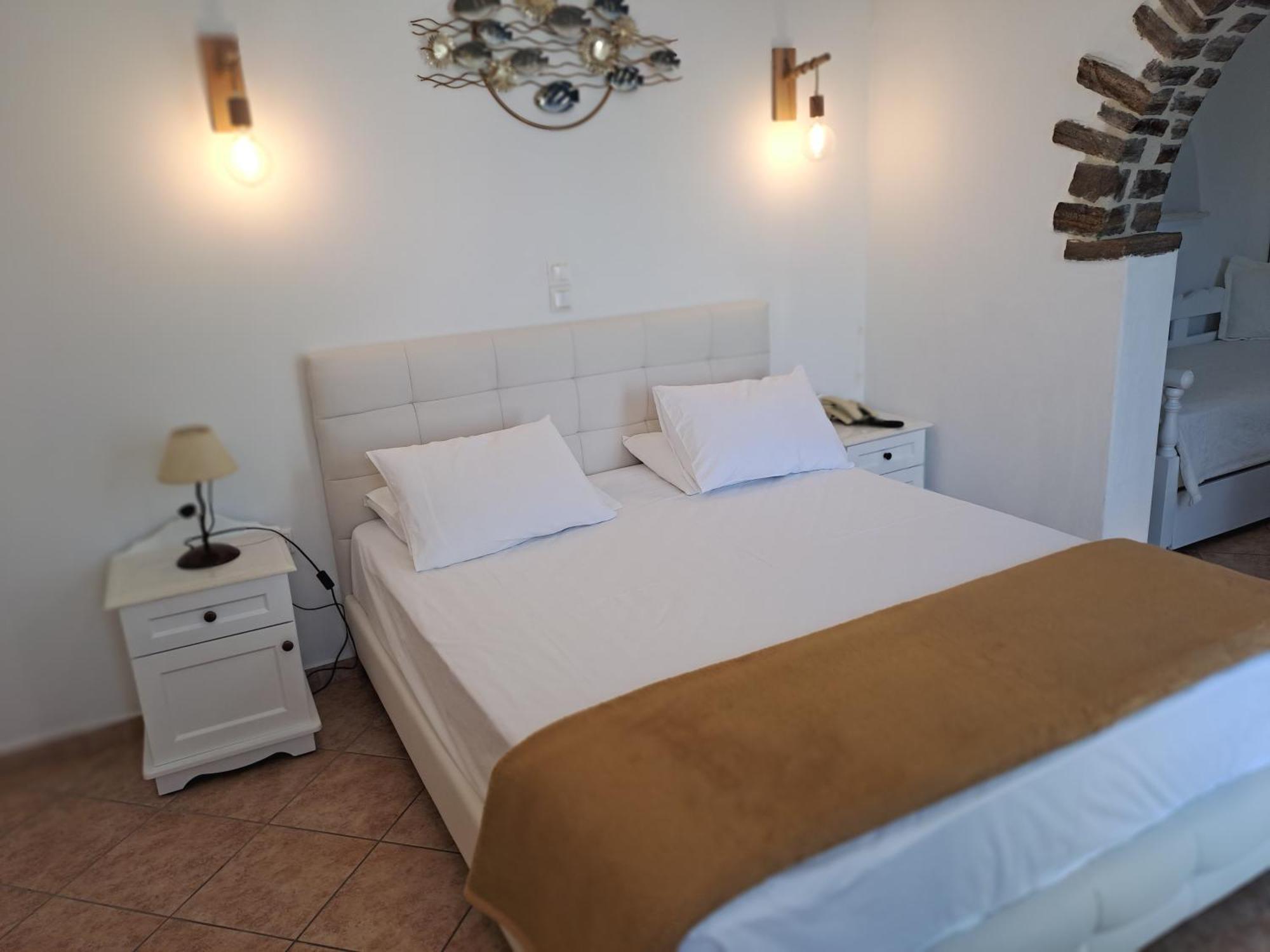 Hotel Anixis Naxos City Bagian luar foto